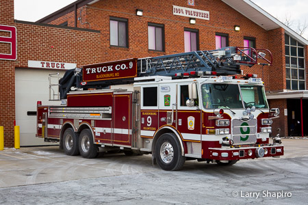 Bladensburg VFD Truck 9 Prince Georges County Fire Department fire apparatus Larry Shapiro photographer shapirophotography.net